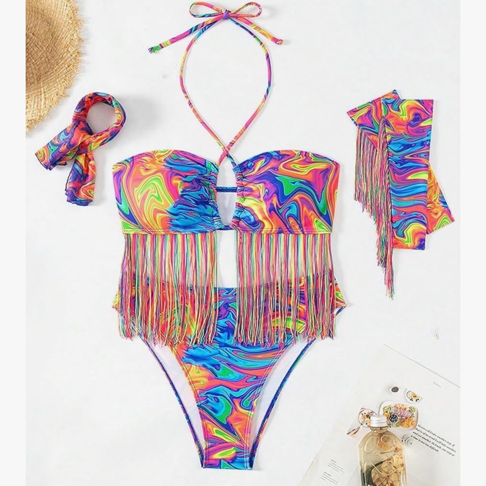 Colorful Fringe Bikini Set - Picture 4 of 9